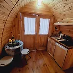 Parque de Campismo Mali Nordsee Mobilehomes , Glamping & Caravan Pakoštane