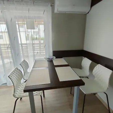 Mali Nordsee Mobilehomes , Glamping & Caravan Pakoštane