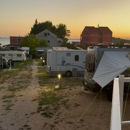 Kamp Mali Nordsee Mobilehomes , Glamping & Caravan