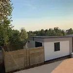 Mali Nordsee Mobilehomes , Glamping & Caravan * Pakoštane