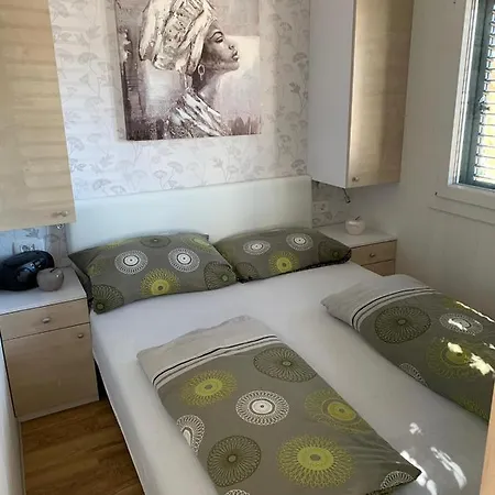 Mali Nordsee Mobilehomes , Glamping & Caravan Holiday home *