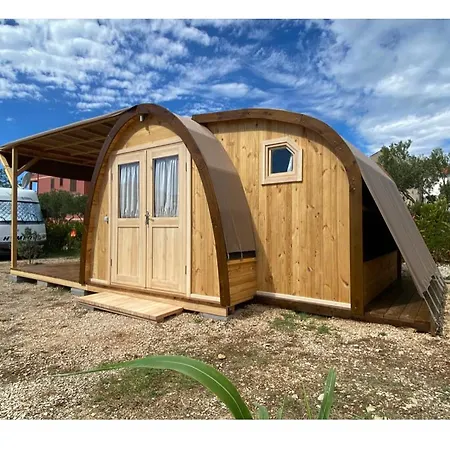 Mali Nordsee Mobilehomes , Glamping & Caravan Pakostane