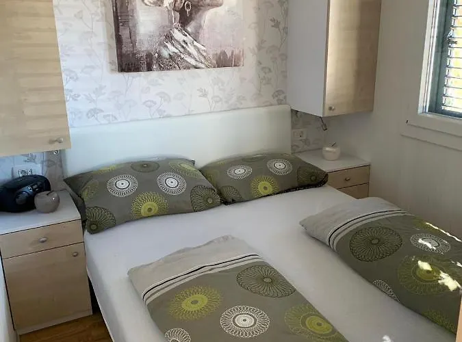 Mali Nordsee Mobilehomes , Glamping & Caravan 营地 *